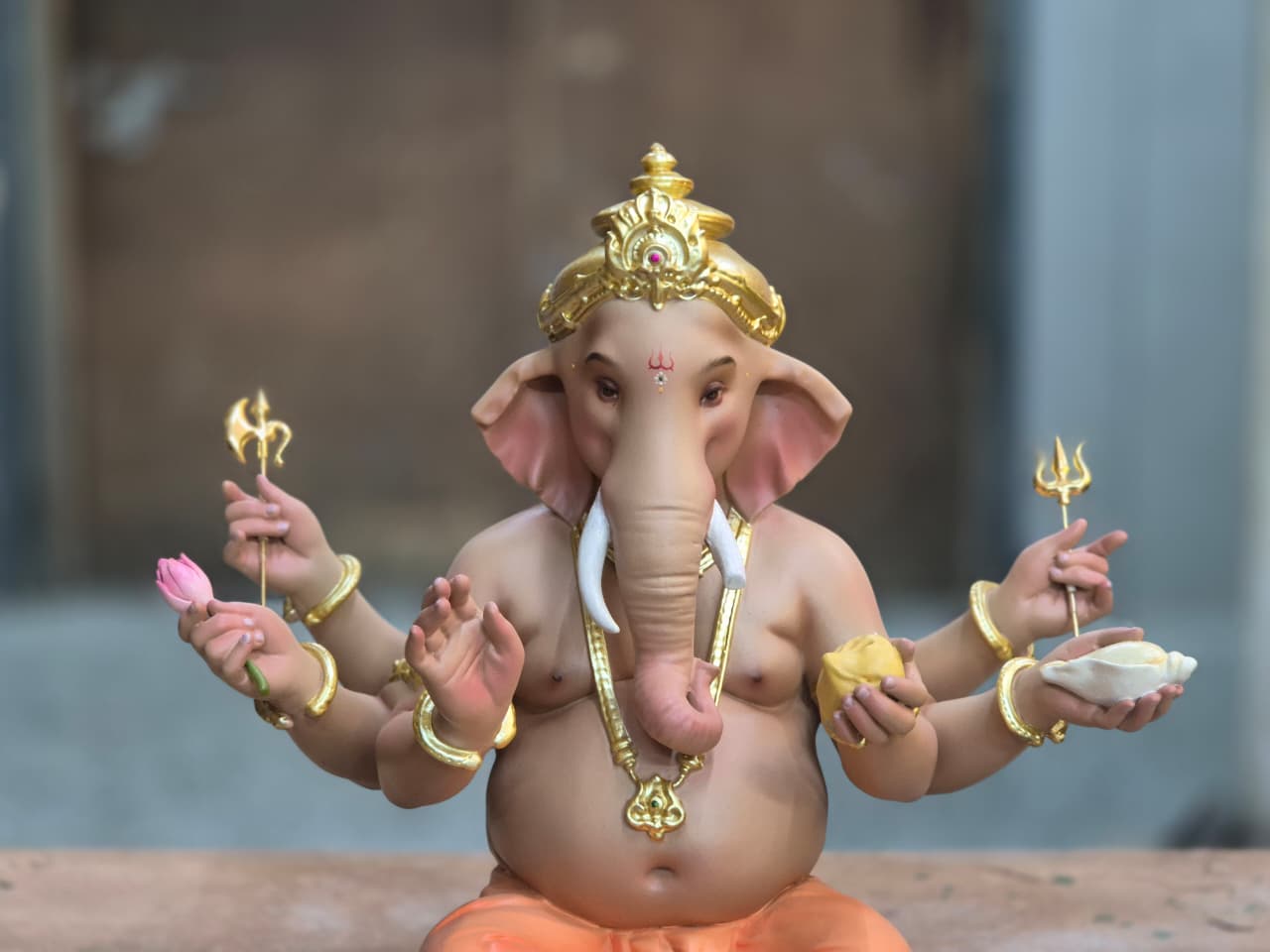 Six hand Ganesh, 10"